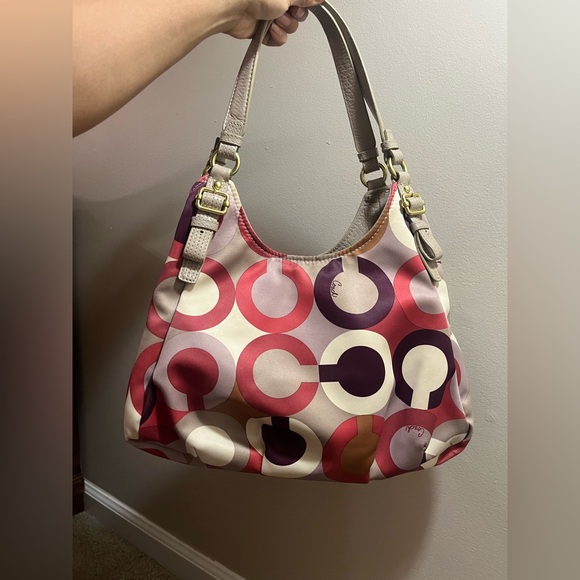 Coach Madison Maggie Op Art Shoulder Bag 18764 - Picture 2 of 12